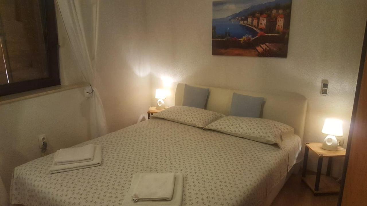 Beachfront House Sea La Vie Kastela Exterior photo