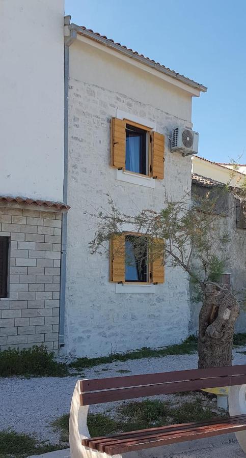 Beachfront House Sea La Vie Kastela Exterior photo